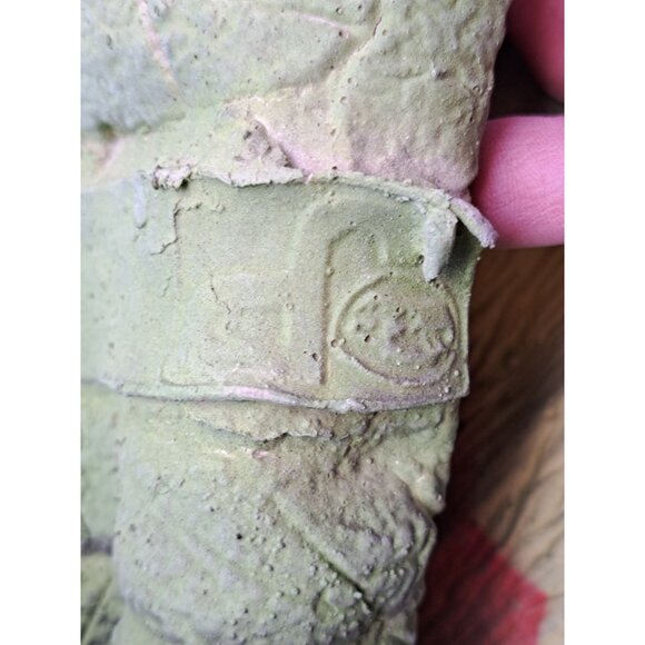 VTG 1991 Jarrasic Park Dilophosaurus Spitter Wearable Mask RARE Dinosaur Collect - Picture 8 of 10